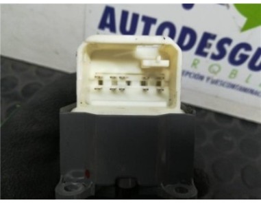 Botonera Puerta Delantera Izquierda Toyota YARIS 1 3 