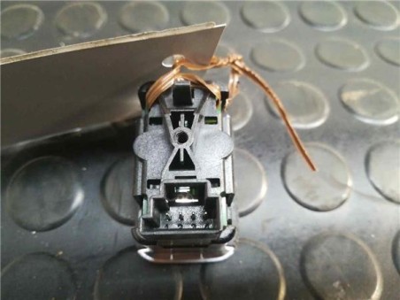 Botonera Puerta Trasera Derecha MERCEDES CLASE C  LIM  2 1 CDI 