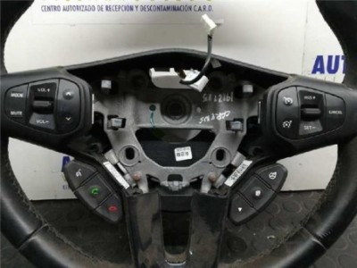 Volante Kia CARENS 1 7 CRDi 
