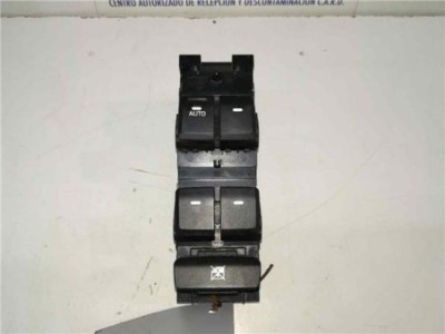 Botonera Puerta Delantera Izquierda Hyundai I20 1 2 16V