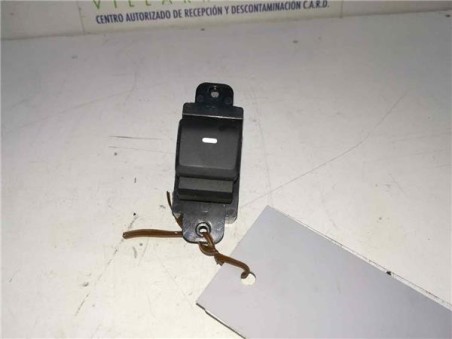 Botonera Puerta Trasera Derecha Hyundai I20 1 2 16V 