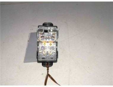 Botonera Puerta Trasera Derecha Hyundai I20 1 2 16V 