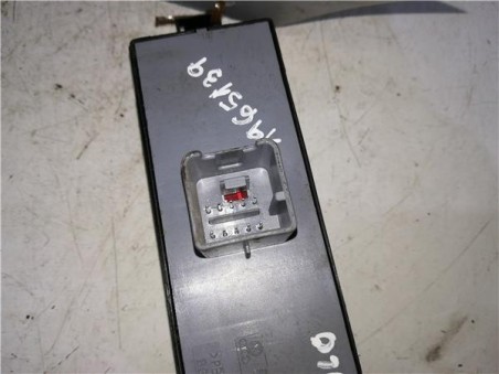 Botonera Puerta Delantera Izquierda Volkswagen POLO 1 4 