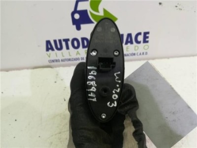 Botonera Puerta Delantera Derecha MERCEDES CLASE E  BERLINA 2 7 CDI 