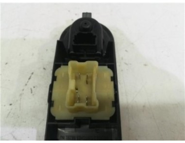Botonera Puerta Delantera Izquierda Renault CLIO IV 1 2 16V 