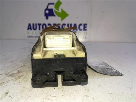 Botonera Puerta Delantera Izquierda Toyota PRIUS 1 8 16V 