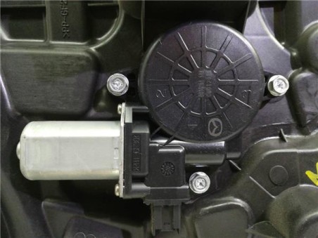 Elevalunas Electrico Trasero Derecho Mazda 3 LIM  2 2 Turbodiesel 