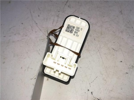 Botonera Puerta Trasera Derecha Mazda 3 LIM  2 2 Turbodiesel 