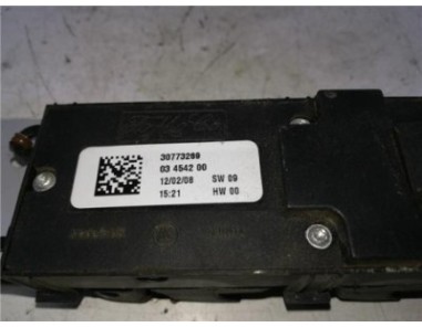 Botonera Puerta Delantera Izquierda Volvo XC70 2 4 D 