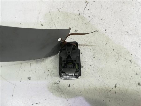 Botonera Puerta Trasera Izquierda MERCEDES CLASE C  FAMILIAR 2 2 CDI 