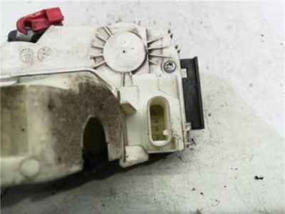 Cerradura Puerta Delantera Derecha Dodge AVENGER 2 0 16V CRD 