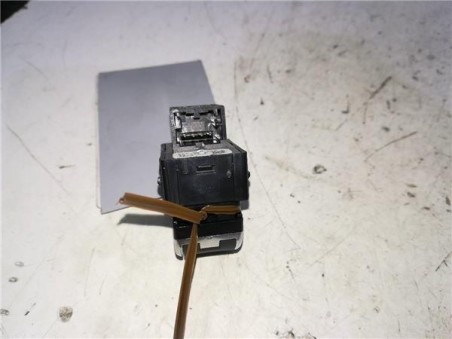 Botonera Puerta Trasera Derecha Audi A3 SEDÁN 1 6 TDI 