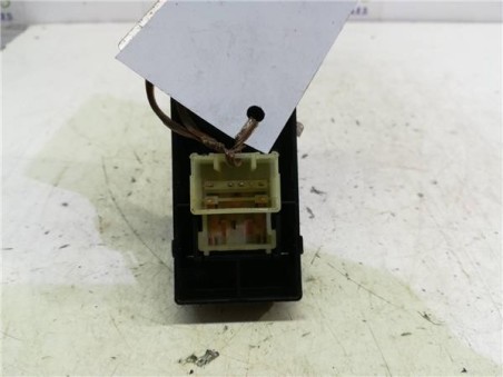 Botonera Puerta Trasera Izquierda Kia CEED 1 0 TGDI 