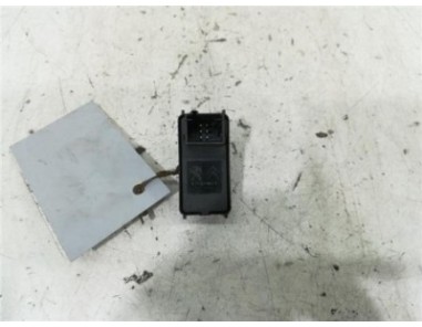 Botonera Puerta Trasera Derecha Peugeot 3008 2 0 16V HDi FAP 