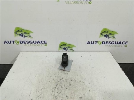 Botonera Puerta Trasera Derecha Ssangyong KORANDO 2 0 