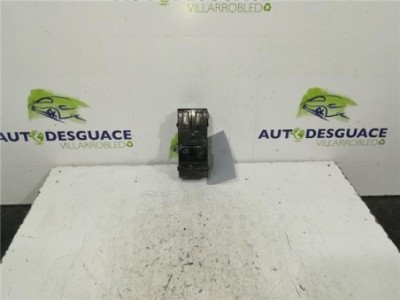 Botonera Puerta Delantera Izquierda Nissan NV 200 1 5 dCi 