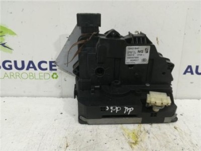 Cerradura Puerta Delantera Derecha Opel CORSA E 1 4 16V CAT bivalent  Gasolina / GPL 
