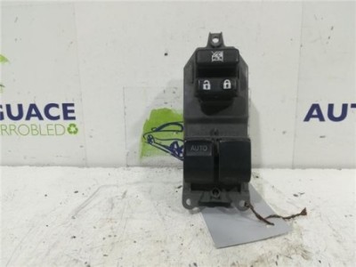 Botonera Puerta Delantera Izquierda Toyota YARIS 1 4 Turbodiesel