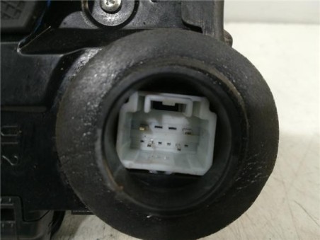 Cerradura Puerta Trasera Izquierda Toyota VERSO 2 0 D-4D 