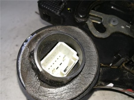 Cerradura Puerta Trasera Izquierda Toyota Corolla Verso  2 2 D-4D Sport [2 2 Ltr  - 130 kW D-CAT]