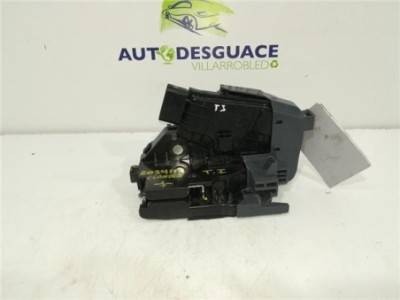 Cerradura Puerta Trasera Izquierda Hyundai ELANTRA Sedán  1 6 CRDi