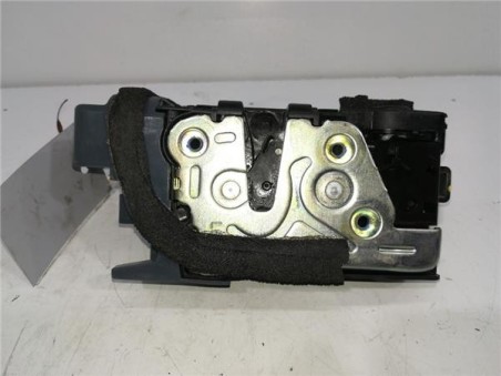 Cerradura Puerta Trasera Izquierda Hyundai ELANTRA Sedán  1 6 CRDi