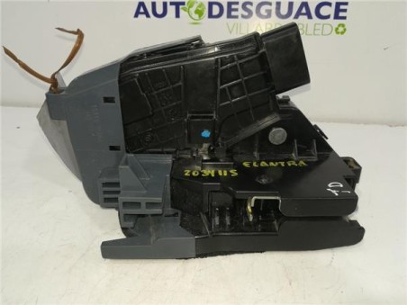 Cerradura Puerta Trasera Derecha Hyundai ELANTRA Sedán  1 6 CRDi