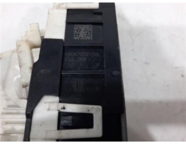 Cerradura Puerta Delantera Izquierda Volkswagen Crafter Furgón  2 0 Furgón 30 BC [2 0 Ltr  - 100 kW TDI]