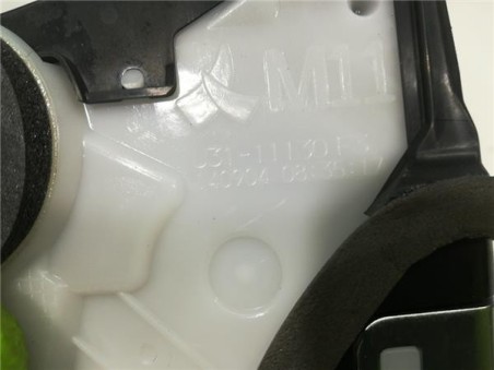 Cerradura Puerta Delantera Derecha Toyota YARIS  1 0