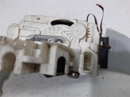 Cerradura Puerta Delantera Derecha Volkswagen Crafter Furgón  2 0 Furgón 30 BC [2 0 Ltr  - 100 kW TDI]