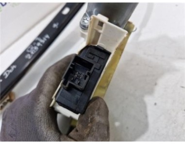 Elevalunas Electrico Trasero Derecho Audi Q7  3 0 TDI V6 Advance quattro  [3 0 Ltr  - 176 kW V6 24V TDI]