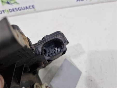 Cerradura Puerta Trasera Izquierda BMW Serie 3 Berlina  2 0 320d [2 0 Ltr  - 110 kW 16V Diesel CAT]