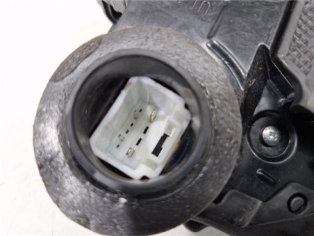 Cerradura Puerta Trasera Izquierda Toyota Verso  2 2 Advance [2 2 Ltr  - 110 kW D-4D CAT]