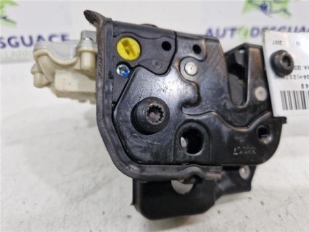 Cerradura Puerta Trasera Izquierda Audi A4 Berlina  2 0 TDI 16V  [2 0 Ltr  - 103 kW TDI]