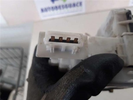 Cerradura Puerta Delantera Izquierda Volkswagen POLO BERLINA 1 4 16V 