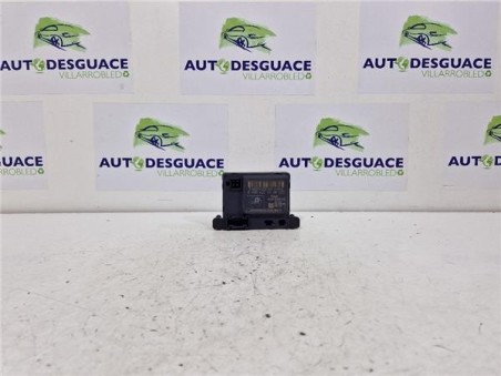 CENTRALITA CIERRE PUERTA DELANTERA IZQUIERDA Mercedes-Benz Sprinter II Furgón  2 1 413/414/416/510/511/513/514/516 CDI  [2 1 Lt