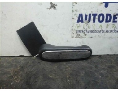 Manilla interior puerta corredera derecha Kia CARNIVAL 2 9 CRDi  Manilla interior puerta corredera derecha Kia CARNIVAL 2 9 CRDi
