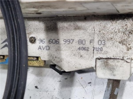Cerradura Puerta Delantera Derecha Citroen C4 Berlina  1 6 HDi