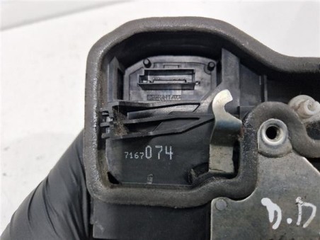 Cerradura Puerta Delantera Derecha BMW Serie 1 Berlina  2 0 118d [2 0 Ltr  - 90 kW 16V Diesel CAT]