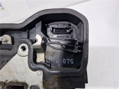 Cerradura Puerta Trasera Izquierda BMW Serie 1 Berlina  2 0 118d [2 0 Ltr  - 90 kW 16V Diesel CAT]