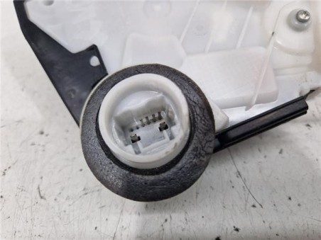 Cerradura Puerta Delantera Derecha Toyota Yaris  1 3 Active [1 3 Ltr  - 73 kW 16V CAT]