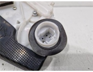 Cerradura Puerta Trasera Derecha Toyota Yaris  1 3 Active [1 3 Ltr  - 73 kW 16V CAT]