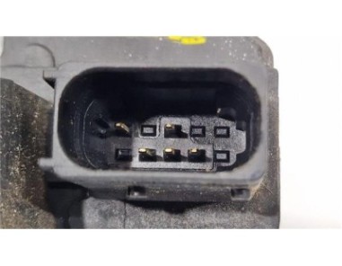 Cerradura Puerta Delantera Derecha Chevrolet Trax  1 7 LS+ [1 7 Ltr  - 96 kW Diesel CAT]