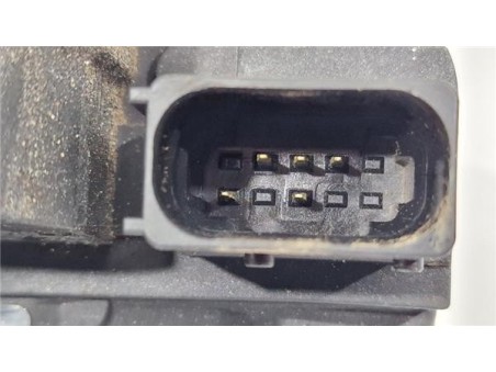 Cerradura Puerta Trasera Izquierda Chevrolet Trax  1 7 LS+ [1 7 Ltr  - 96 kW Diesel CAT]