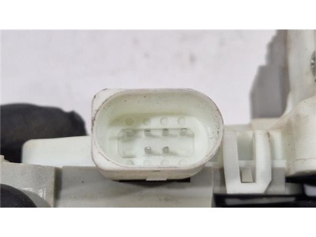 Cerradura Puerta Delantera Izquierda Audi Q2  1 6 30 TDI design [1 6 Ltr  - 85 kW TDI]