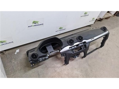 Salpicadero Audi Q2  1 6 30 TDI design [1 6 Ltr  - 85 kW TDI]