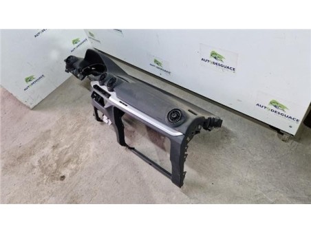 Salpicadero Audi Q2  1 6 30 TDI design [1 6 Ltr  - 85 kW TDI]