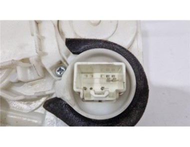 Cerradura Puerta Trasera Izquierda Mazda 3 Berlina / Sedán  2 2 Evolution [2 2 Ltr  - 110 kW Turbodiesel CAT]