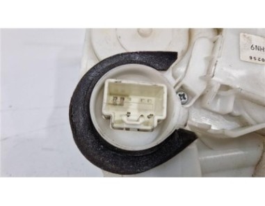 Cerradura Puerta Trasera Derecha Mazda 3 Berlina / Sedán  2 2 Evolution [2 2 Ltr  - 110 kW Turbodiesel CAT]