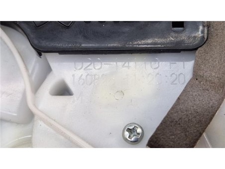 Cerradura Puerta Trasera Derecha Toyota Yaris  1 3 Active [1 3 Ltr  - 73 kW 16V CAT]